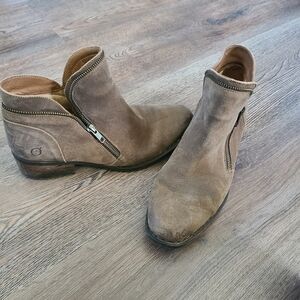 BORN Women's Brown Leather Ankle Boots